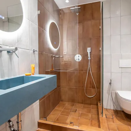 Vagianou Thea Celeste * Vívlos